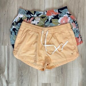 Floral and Peach Women's Short Bundle